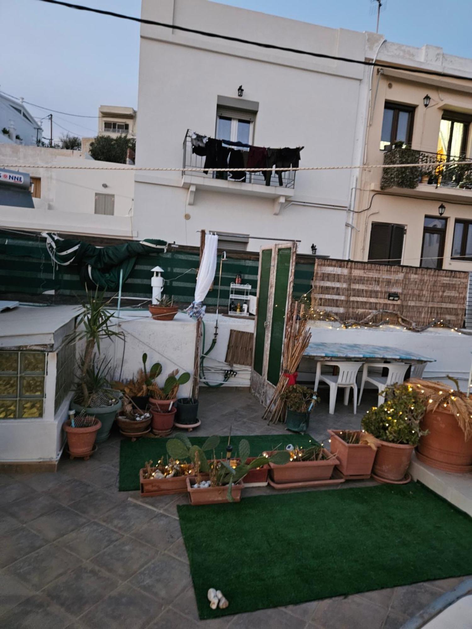 New Style In The Neighborhood Ermoupoli Exterior foto